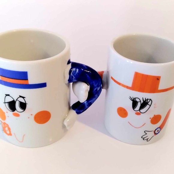 Vintage Collectible Small Size Ceramic Linking Arms Couple Mugs Cups - Picture 4 of 5